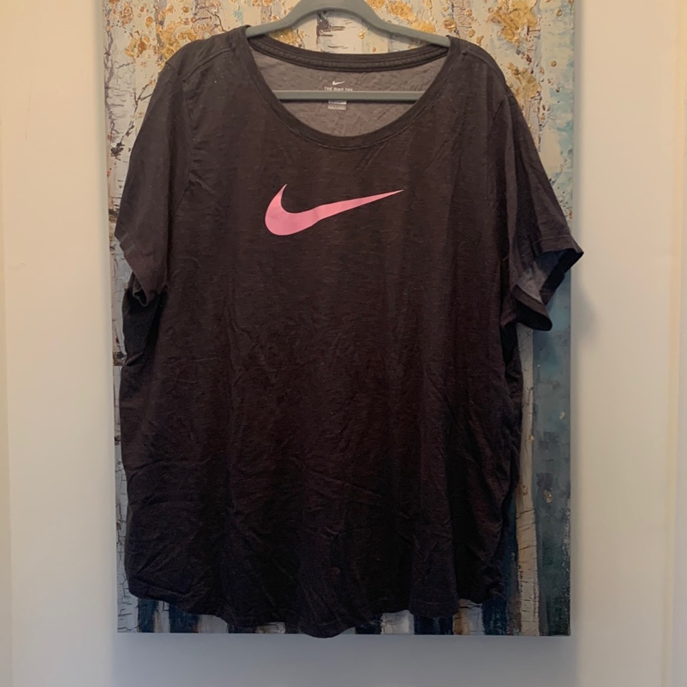 NIKE womens plus workout top